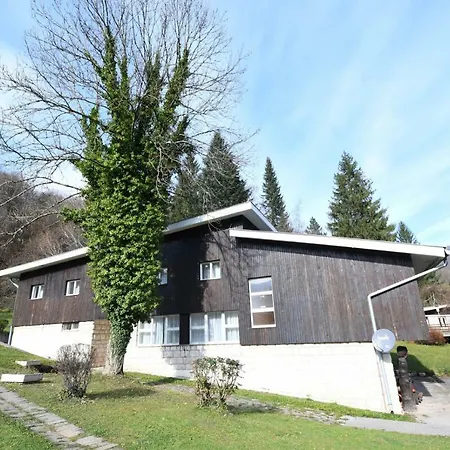 Herberg Np Sutjeska Paviljon A Tjentiste