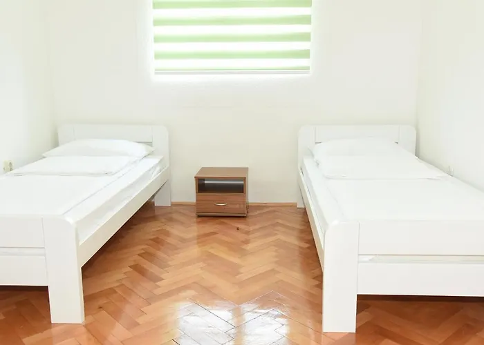 Np Sutjeska Paviljon A טיינטישטה